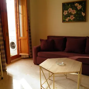 St. Jordi Comtal Apartment