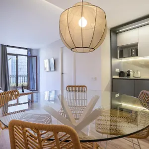 Happy Apartment